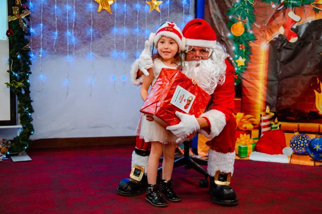 Entrega De Regalos 19