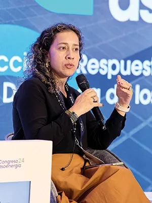 “Niñas Y Jóvenes: Sueñen Una Ingeniería Sin Límites”: Ángela María Sarmiento